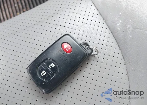 2011 Toyota Rav4 Limited из США, поврежденный, VIN 2T3DF4DV1BW171903